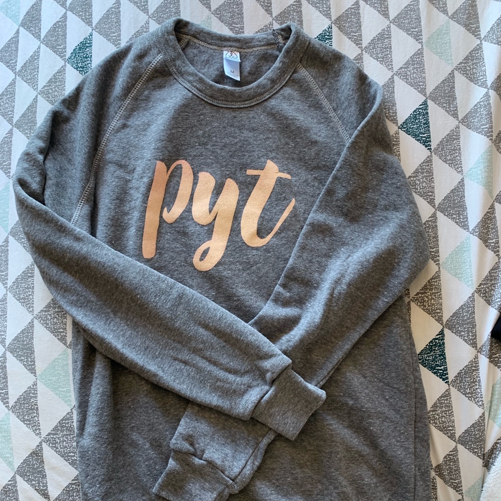 Alternative- Grey Pullover
